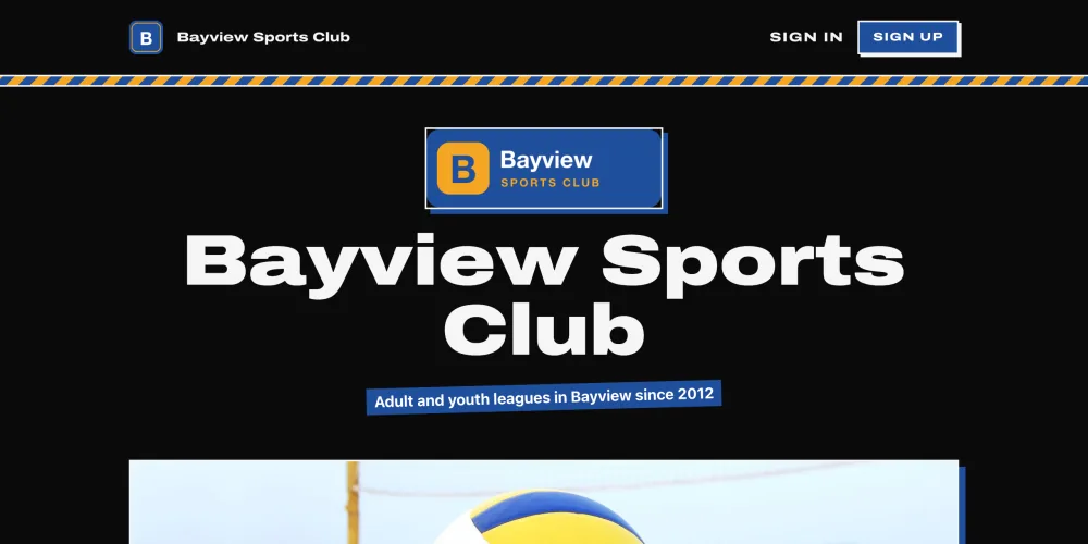 The club's homepage in the Blacktop style